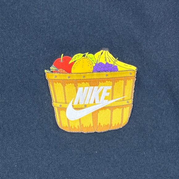 Nike "Balanced Diet" Crewneck Black Sweatshirt - Picture 5 of 7